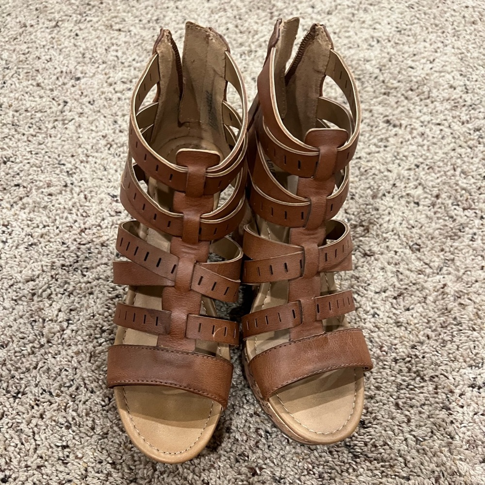 American Eagle, strappy wedge sandal size 7.5